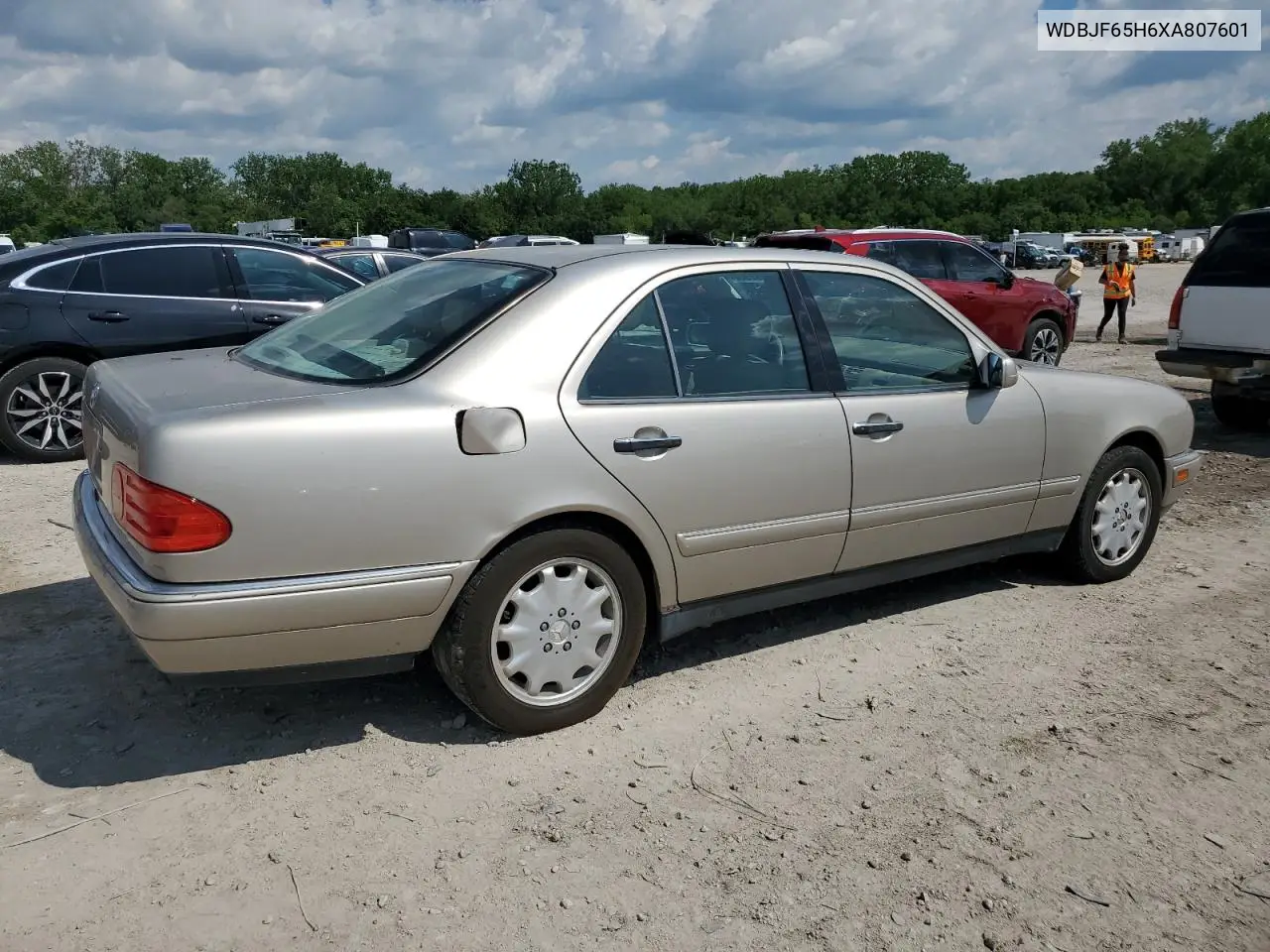 1999 Mercedes-Benz E 320 VIN: WDBJF65H6XA807601 Lot: 56387925