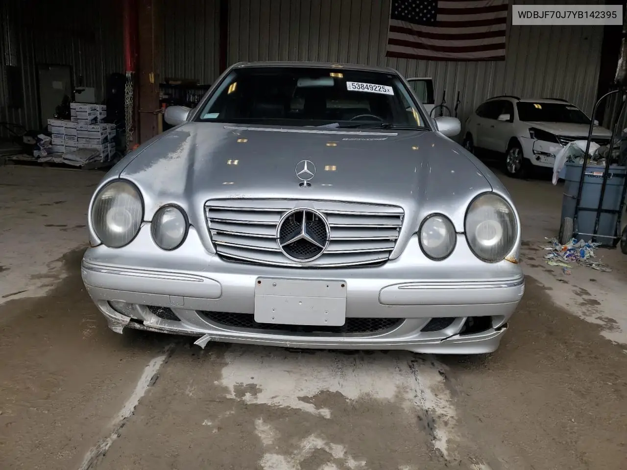 2000 Mercedes-Benz E 430 VIN: WDBJF70J7YB142395 Lot: 53849225