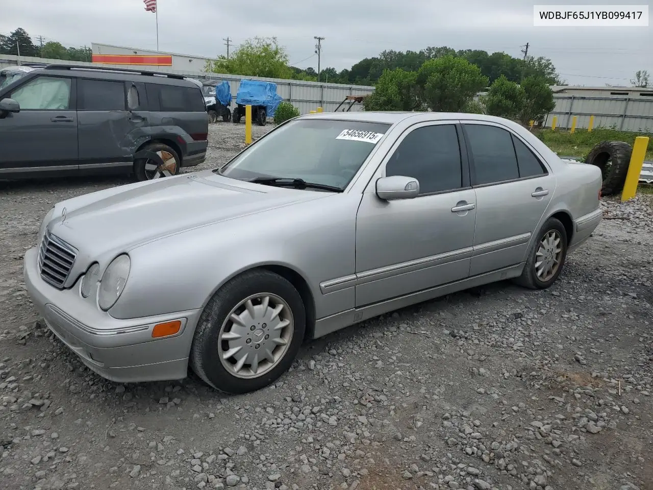 2000 Mercedes-Benz E 320 VIN: WDBJF65J1YB099417 Lot: 54656915