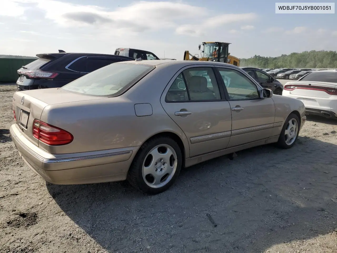 2000 Mercedes-Benz E 430 VIN: WDBJF70J5YB001051 Lot: 55320105