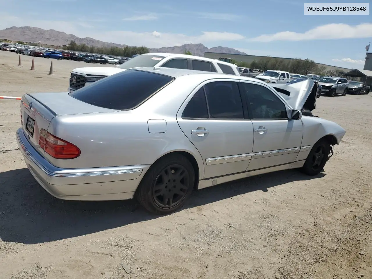 2000 Mercedes-Benz E 320 VIN: WDBJF65J9YB128548 Lot: 55647275