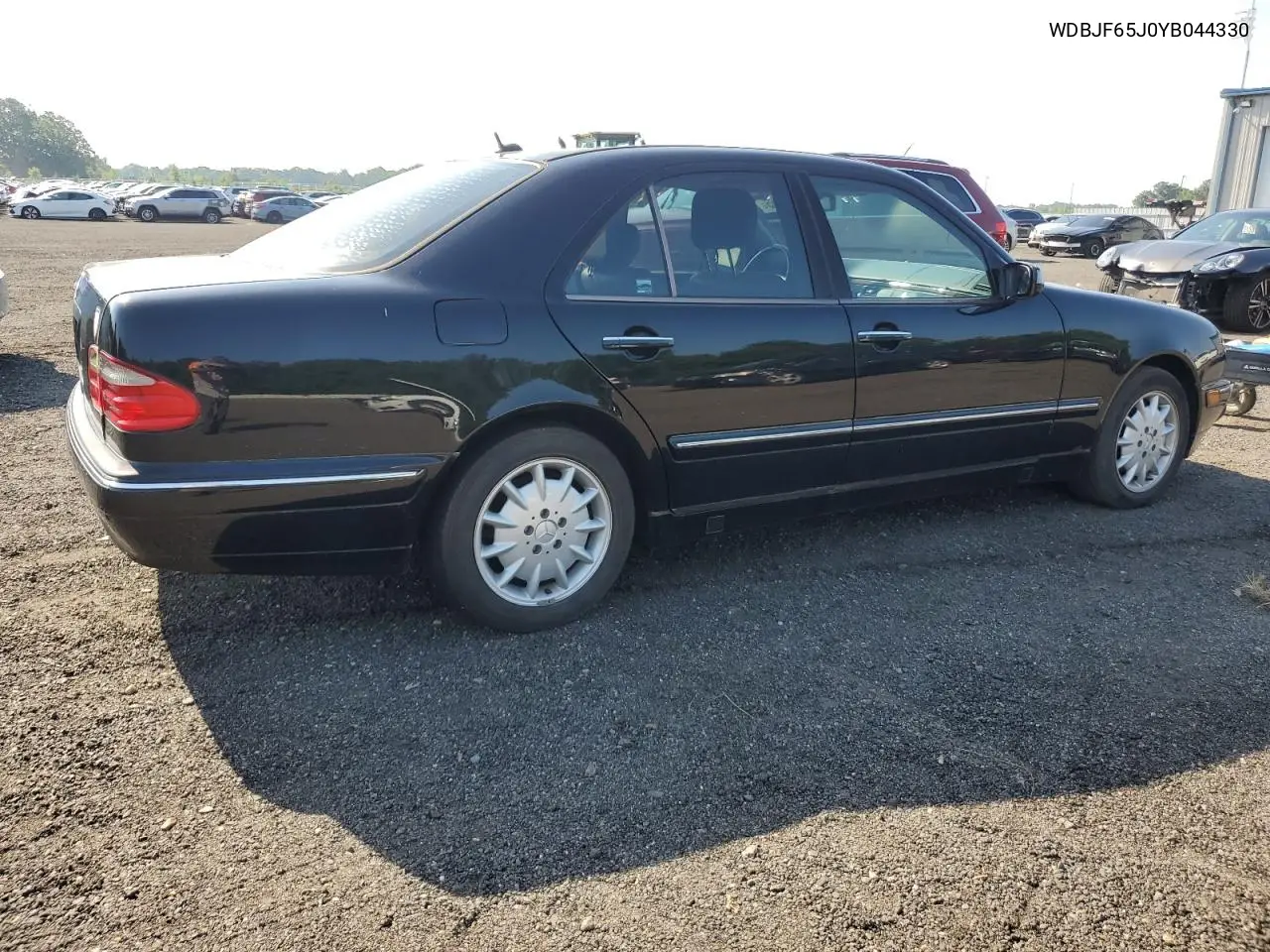 2000 Mercedes-Benz E 320 VIN: WDBJF65J0YB044330 Lot: 61256165