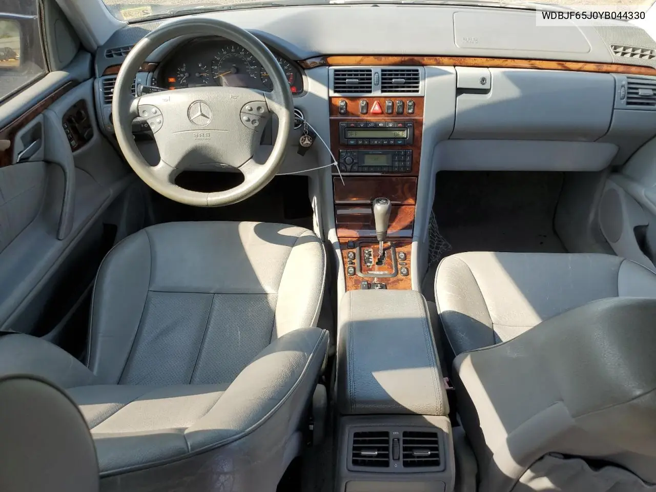 2000 Mercedes-Benz E 320 VIN: WDBJF65J0YB044330 Lot: 61256165