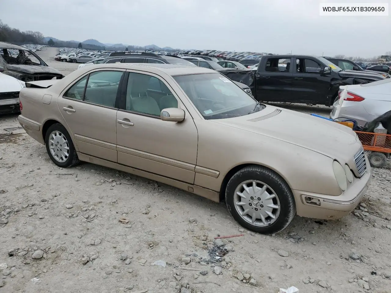 2001 Mercedes-Benz E 320 VIN: WDBJF65JX1B309650 Lot: 46711695