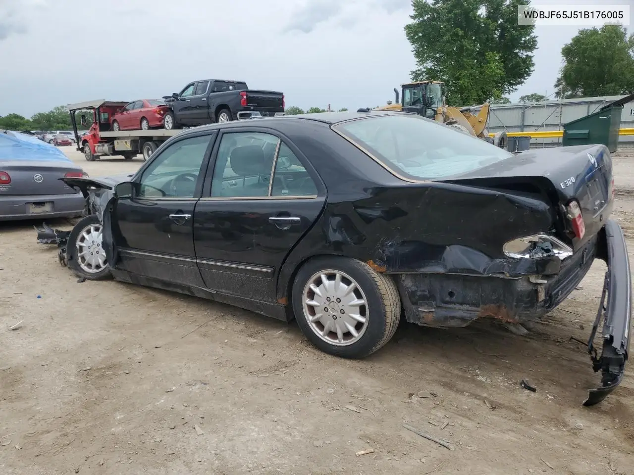 2001 Mercedes-Benz E 320 VIN: WDBJF65J51B176005 Lot: 55833175