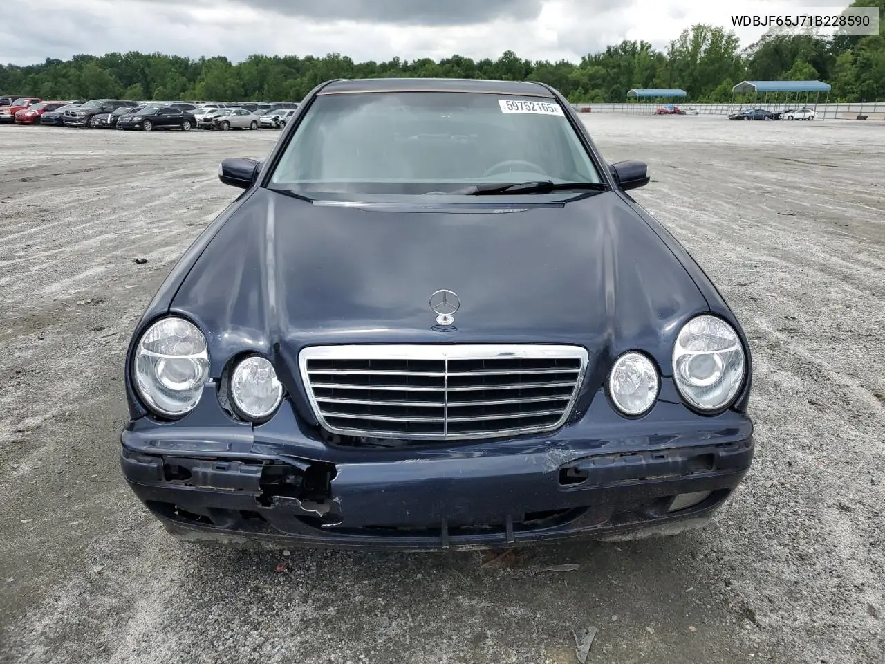 2001 Mercedes-Benz E 320 VIN: WDBJF65J71B228590 Lot: 59752165