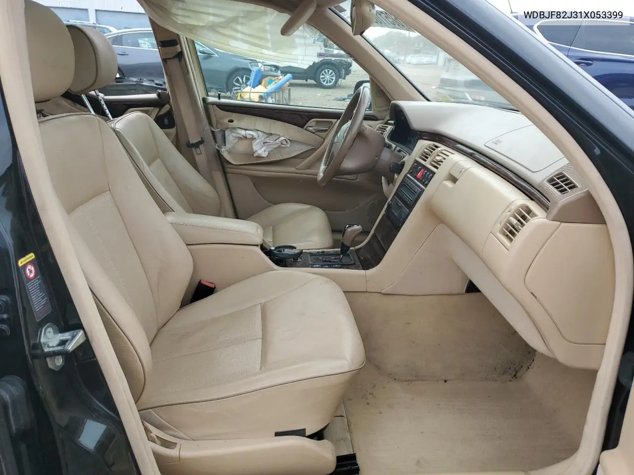 2001 Mercedes-Benz E 320 4Matic VIN: WDBJF82J31X053399 Lot: 60511895