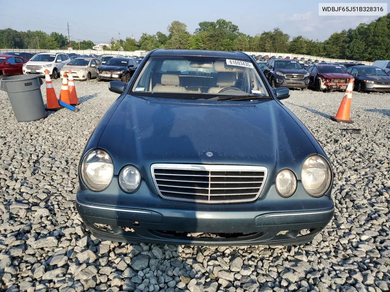 2001 Mercedes-Benz E 320 VIN: WDBJF65J51B328316 Lot: 61693435