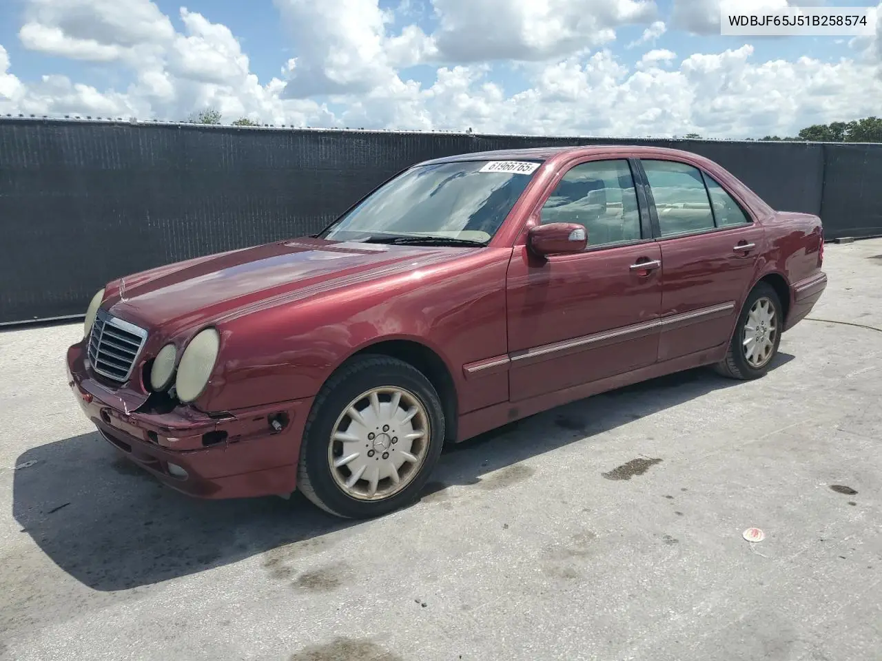 2001 Mercedes-Benz E 320 VIN: WDBJF65J51B258574 Lot: 61966765