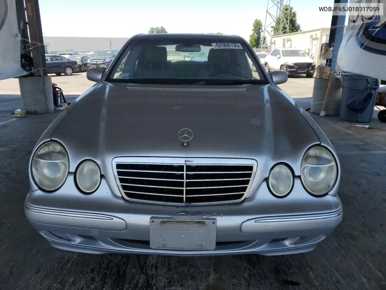 2001 Mercedes-Benz E 320 VIN: WDBJF65J01B317059 Lot: 62968135