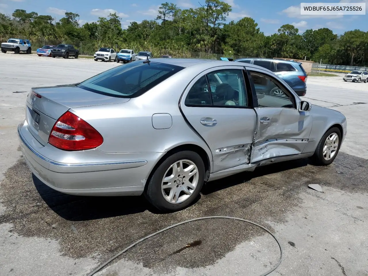 2005 Mercedes-Benz E 320 VIN: WDBUF65J65A725526 Lot: 53283235