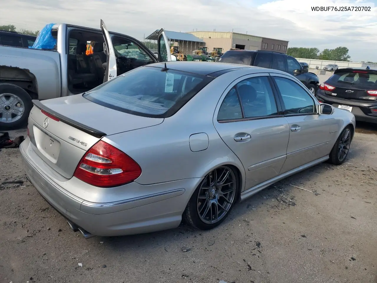 2005 Mercedes-Benz E 55 Amg VIN: WDBUF76J25A720702 Lot: 56126865