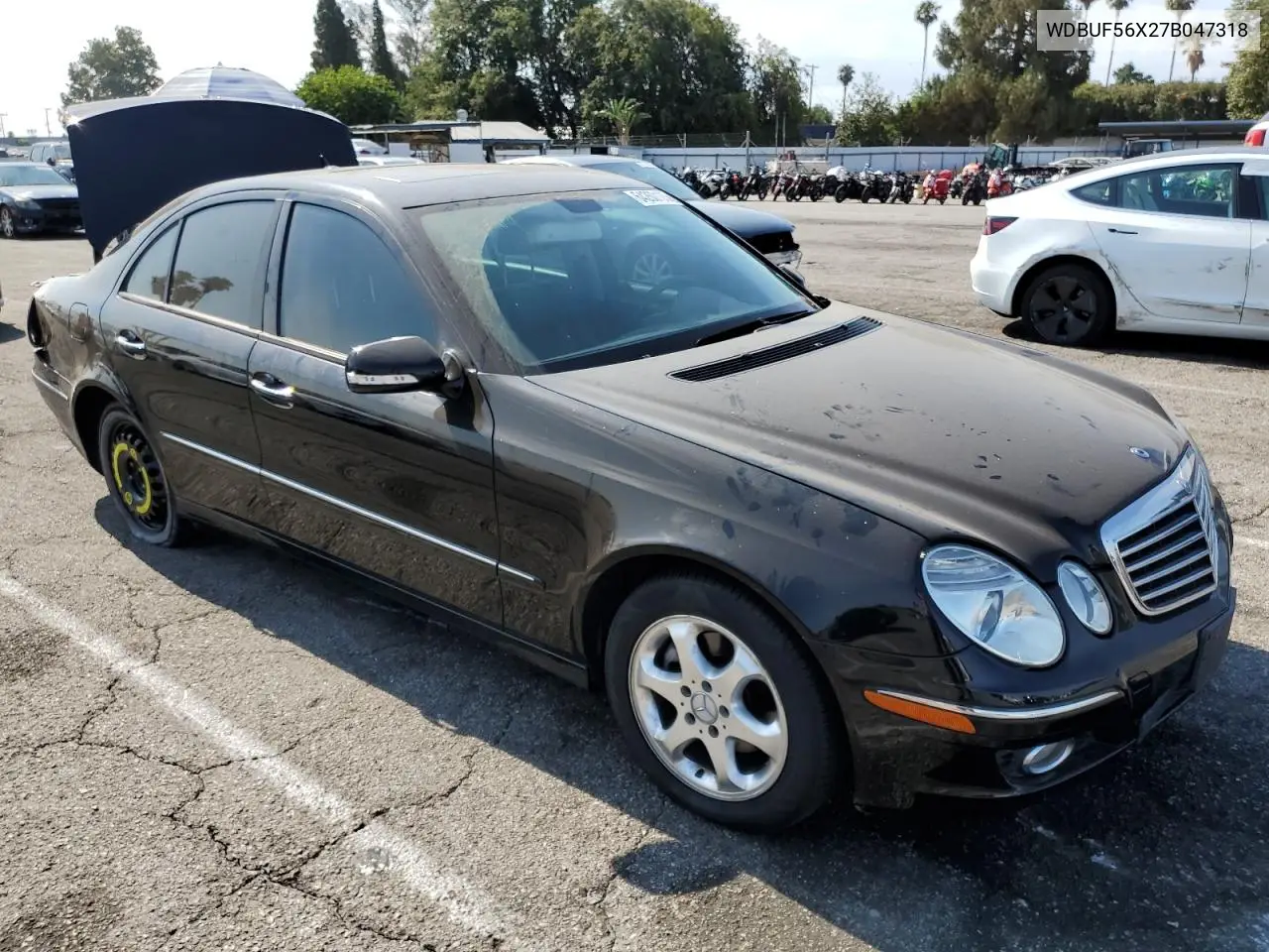2007 Mercedes-Benz E 350 VIN: WDBUF56X27B047318 Lot: 64260105