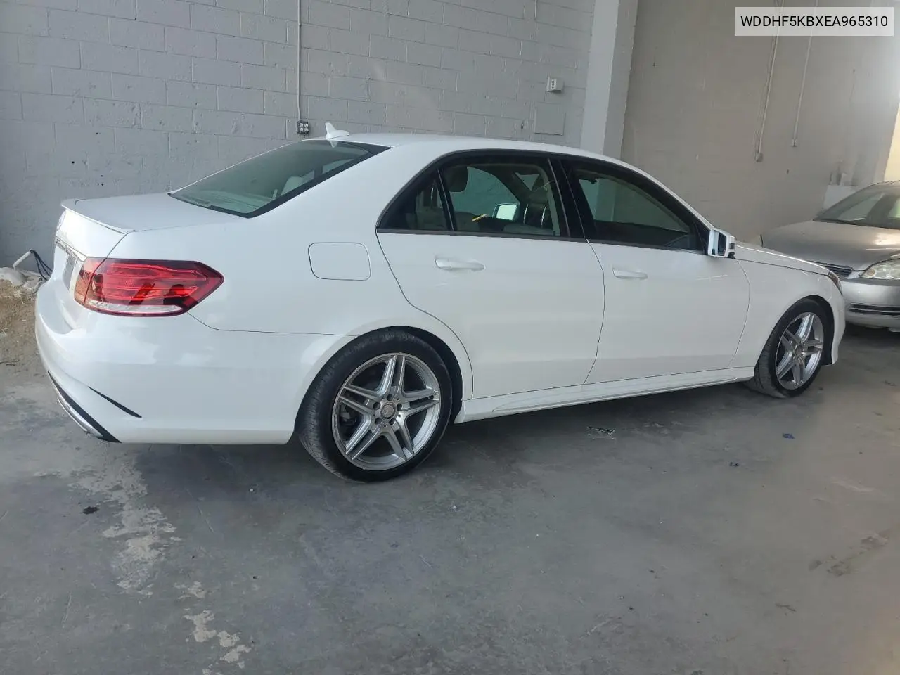 2014 Mercedes-Benz E 350 VIN: WDDHF5KBXEA965310 Lot: 62078015