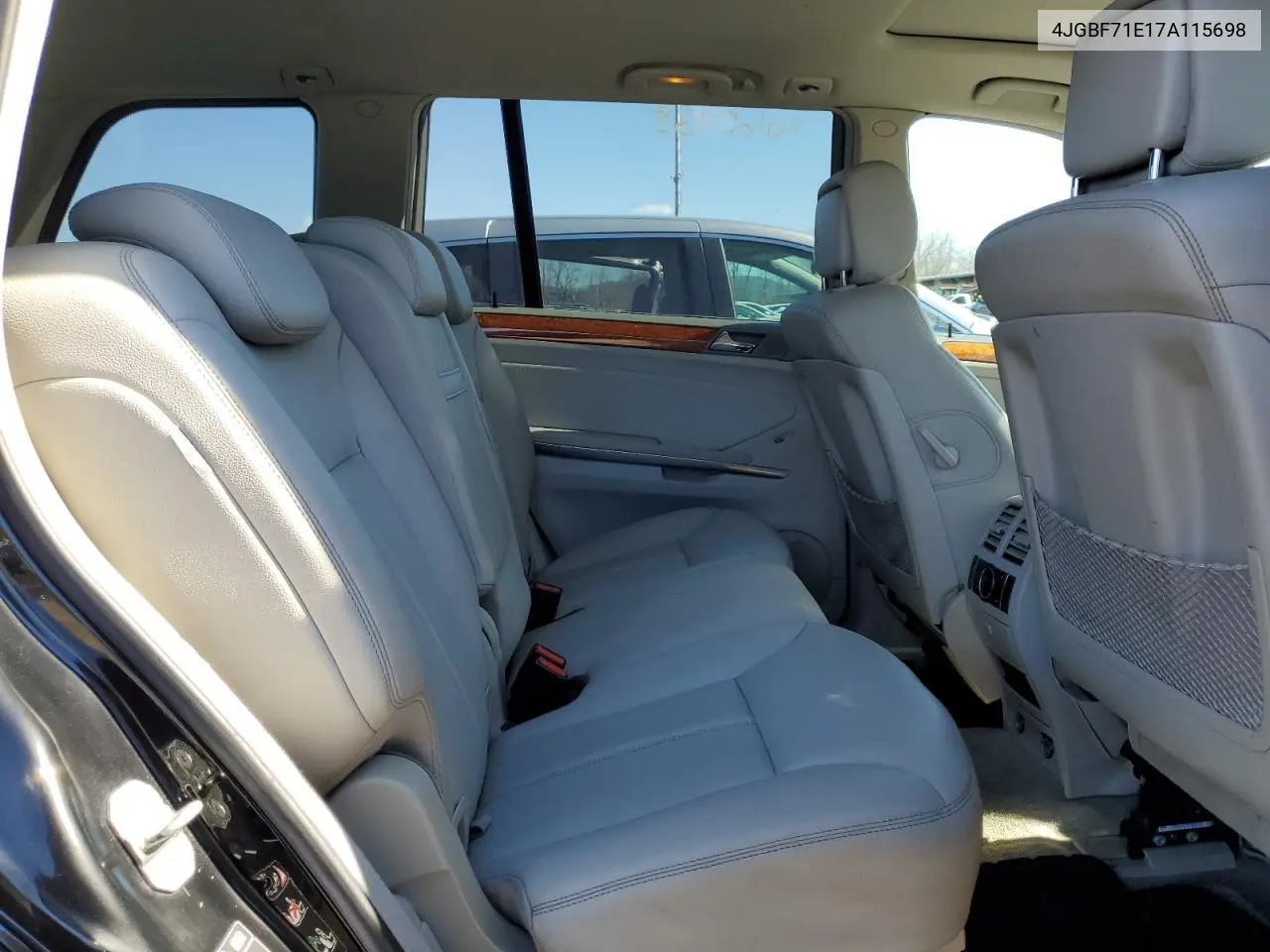 2007 Mercedes-Benz Gl 450 4Matic VIN: 4JGBF71E17A115698 Lot: 46160735
