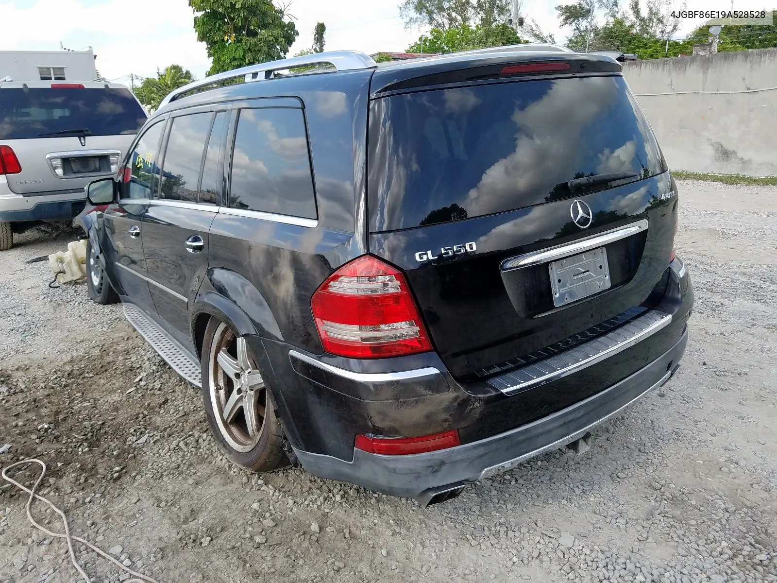 2009 Mercedes-Benz Gl 550 4Matic VIN: 4JGBF86E19A528528 Lot: 36126470