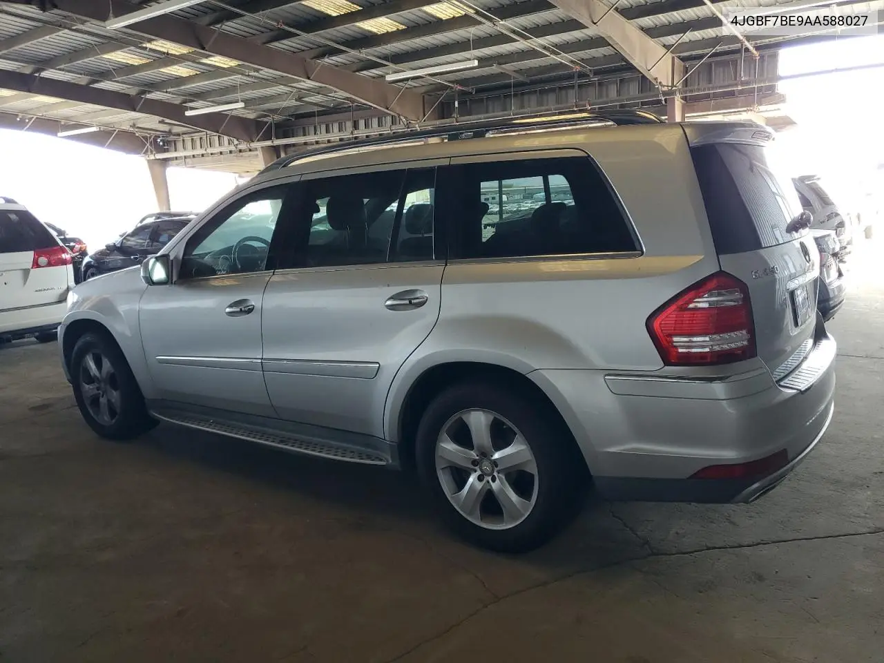 2010 Mercedes-Benz Gl 450 4Matic VIN: 4JGBF7BE9AA588027 Lot: 62220055