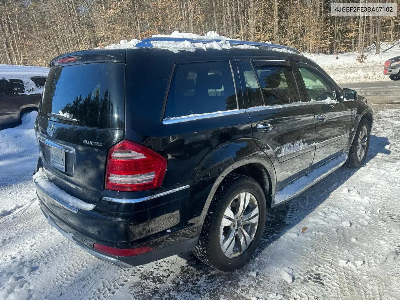 2011 Mercedes-Benz Gl 350 Bluetec VIN: 4JGBF2FE3BA67102 Lot: 56401095