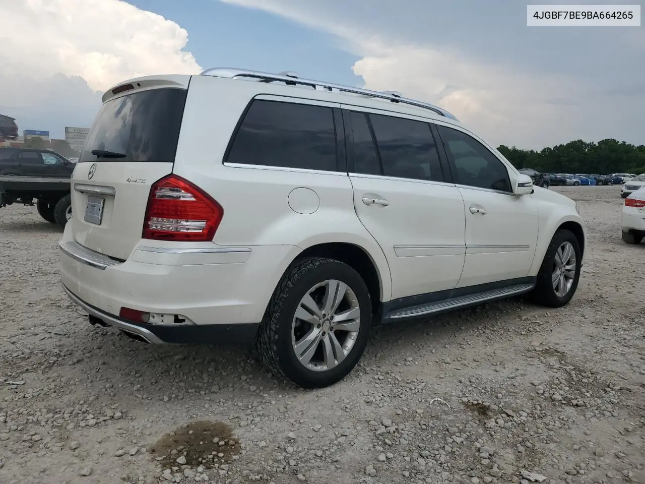 2011 Mercedes-Benz Gl 450 4Matic VIN: 4JGBF7BE9BA664265 Lot: 61898315