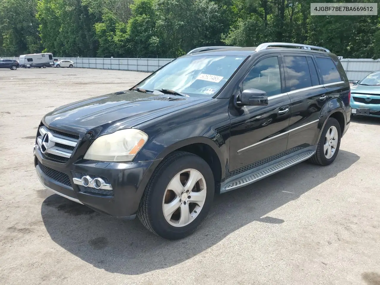 2011 Mercedes-Benz Gl 450 4Matic VIN: 4JGBF7BE7BA669612 Lot: 62521465