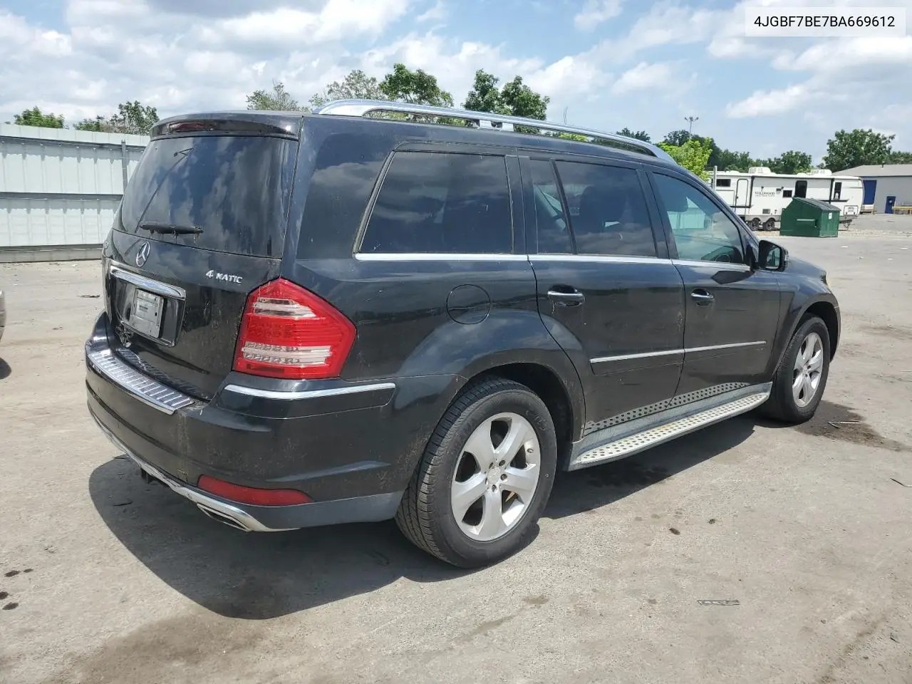 2011 Mercedes-Benz Gl 450 4Matic VIN: 4JGBF7BE7BA669612 Lot: 62521465