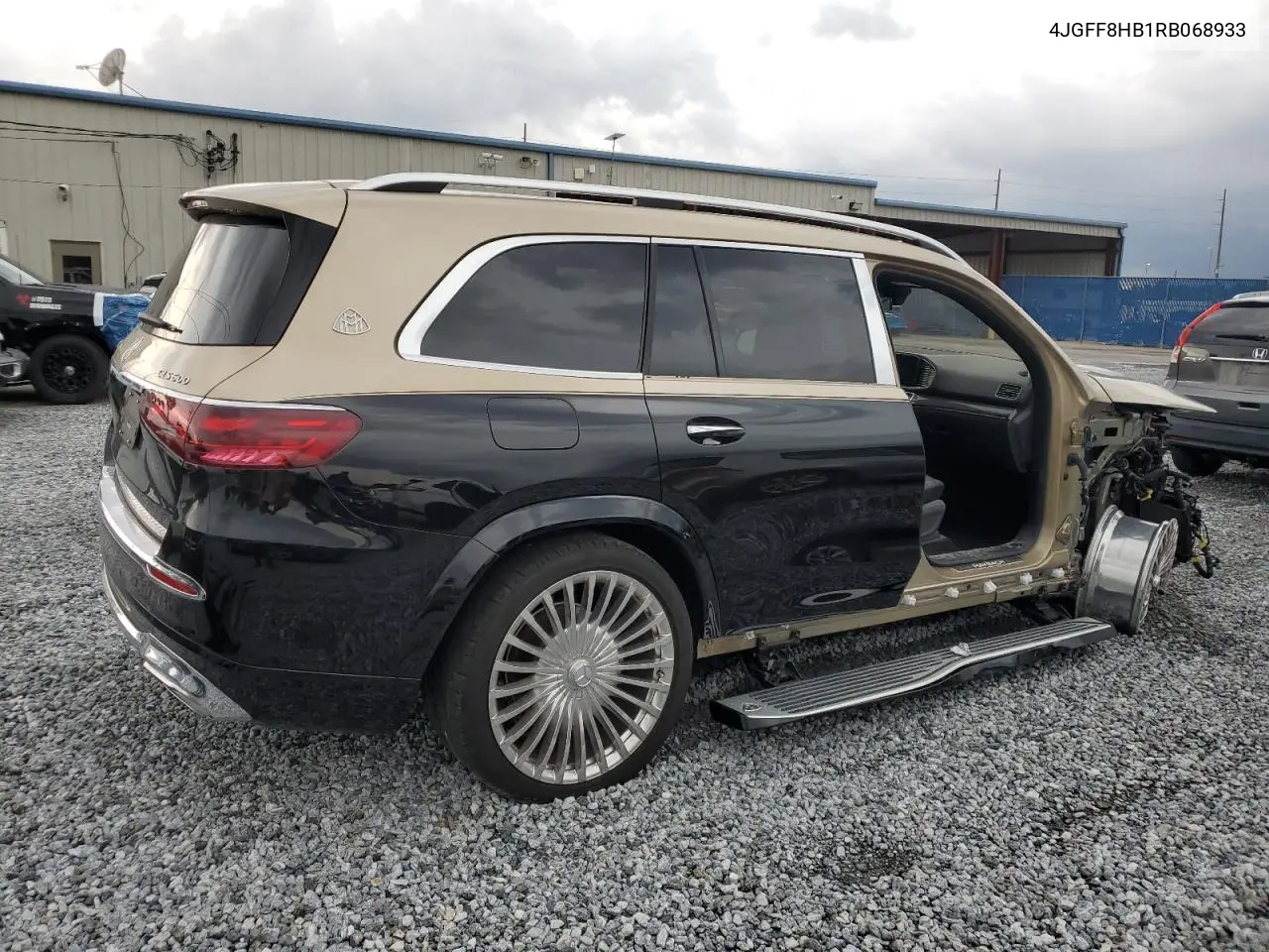 2024 Mercedes-Benz Gls Mercedes-Maybach Gls600 4M VIN: 4JGFF8HB1RB068933 Lot: 61049885