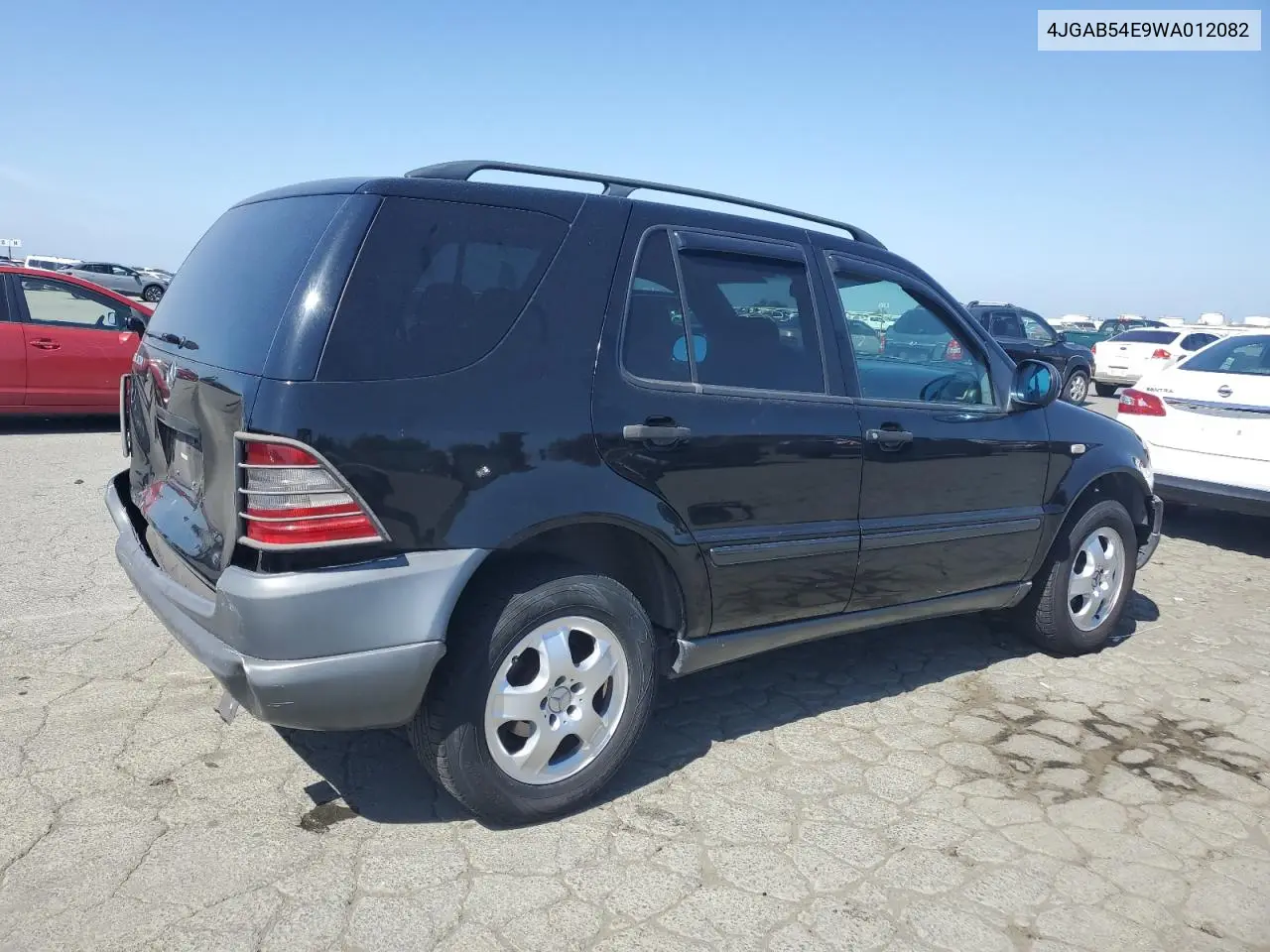 1998 Mercedes-Benz Ml 320 VIN: 4JGAB54E9WA012082 Lot: 55592125