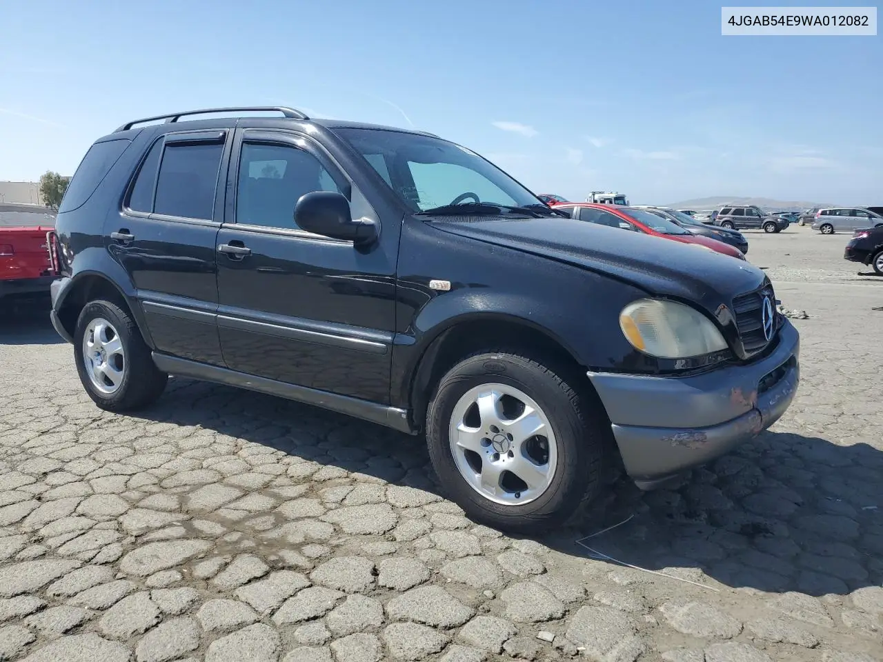 1998 Mercedes-Benz Ml 320 VIN: 4JGAB54E9WA012082 Lot: 55592125