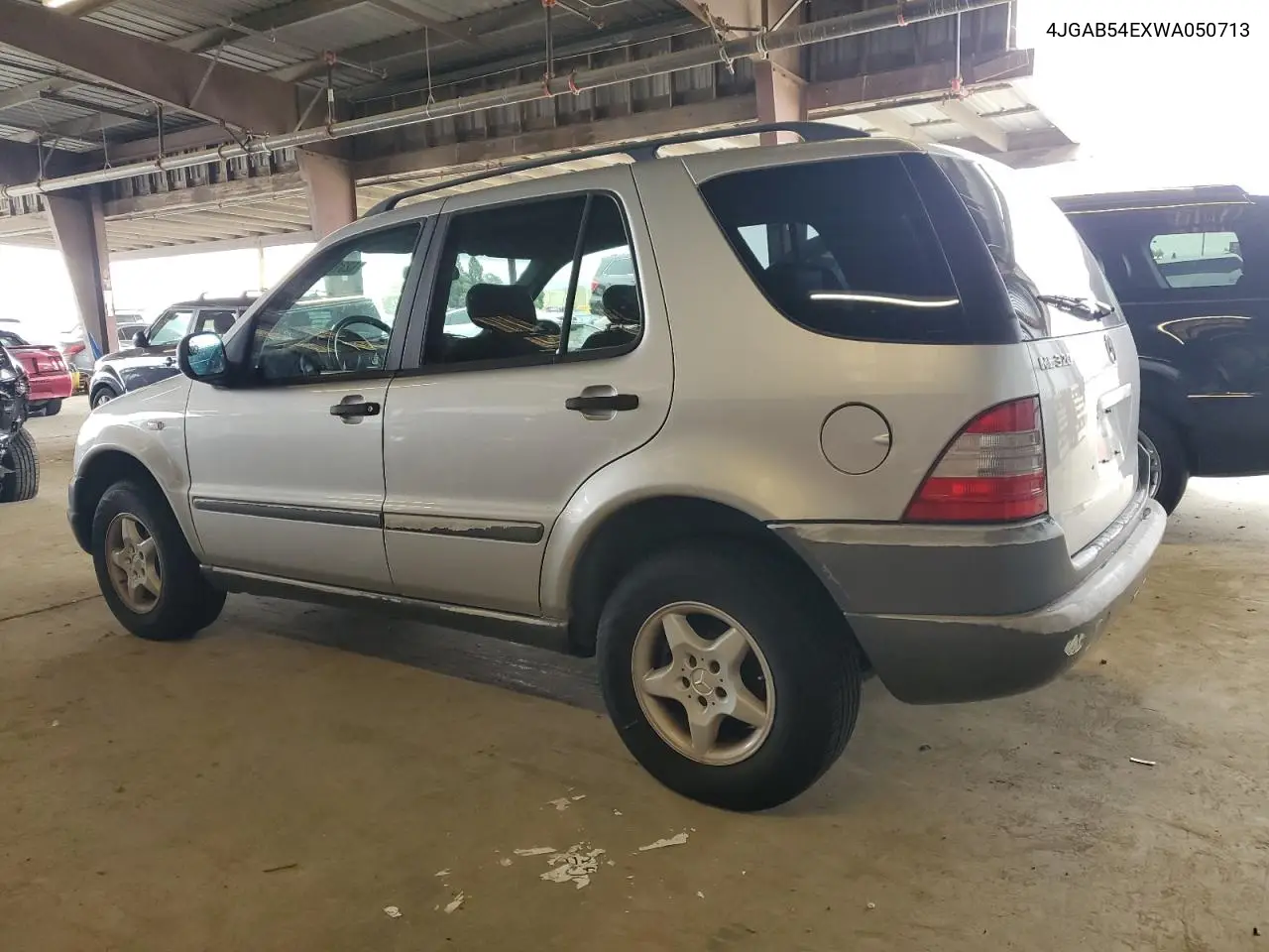 1998 Mercedes-Benz Ml 320 VIN: 4JGAB54EXWA050713 Lot: 62319435