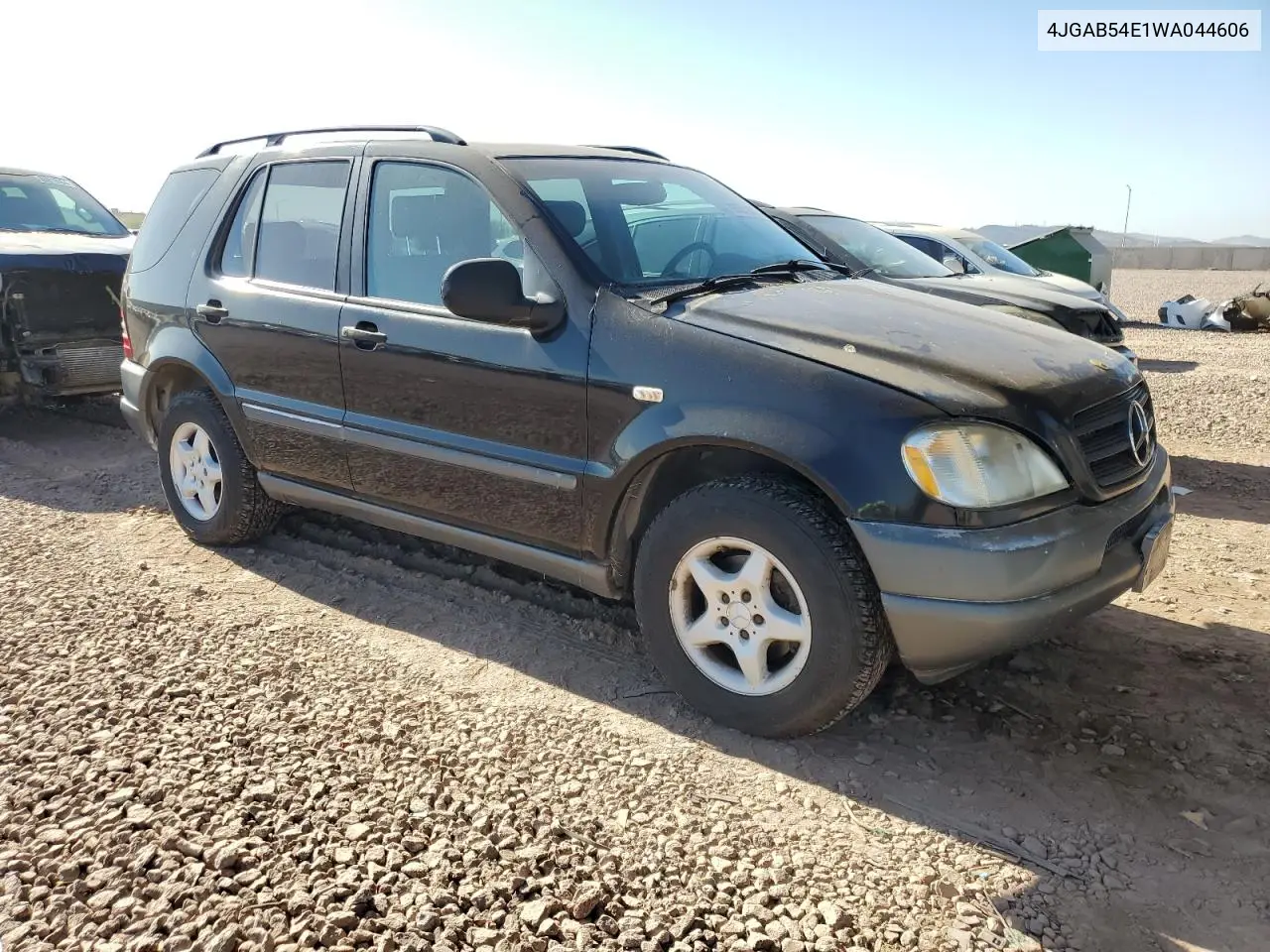 1998 Mercedes-Benz Ml 320 VIN: 4JGAB54E1WA044606 Lot: 86561044