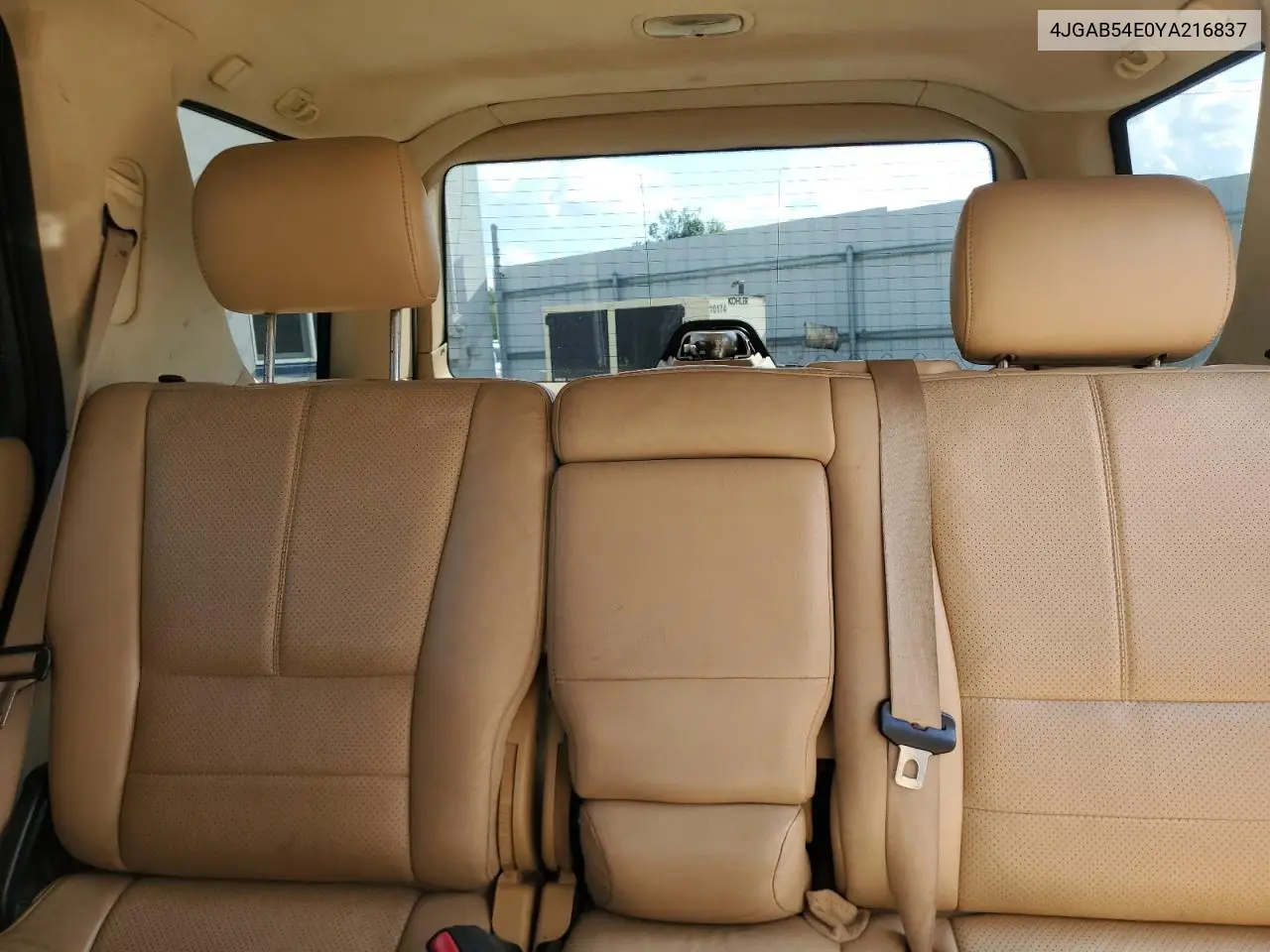 2000 Mercedes-Benz Ml 320 VIN: 4JGAB54E0YA216837 Lot: 64672065