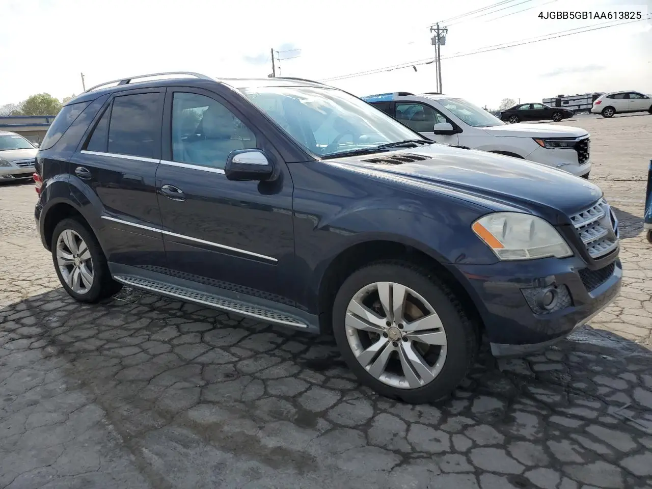 2010 Mercedes-Benz Ml 350 VIN: 4JGBB5GB1AA613825 Lot: 53043115