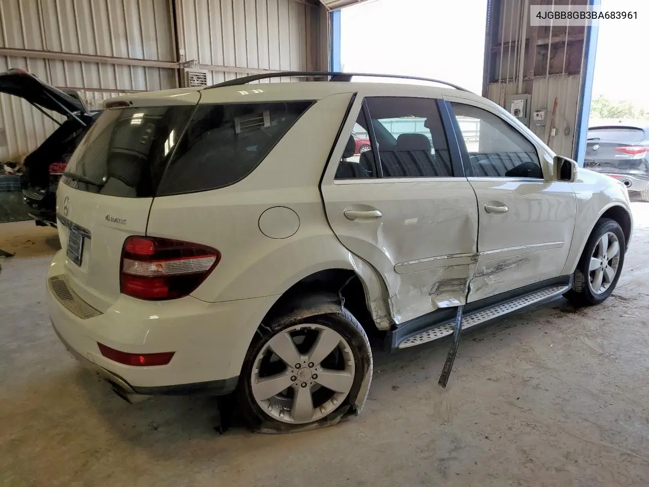 2011 Mercedes-Benz Ml 350 4Matic VIN: 4JGBB8GB3BA683961 Lot: 56972675