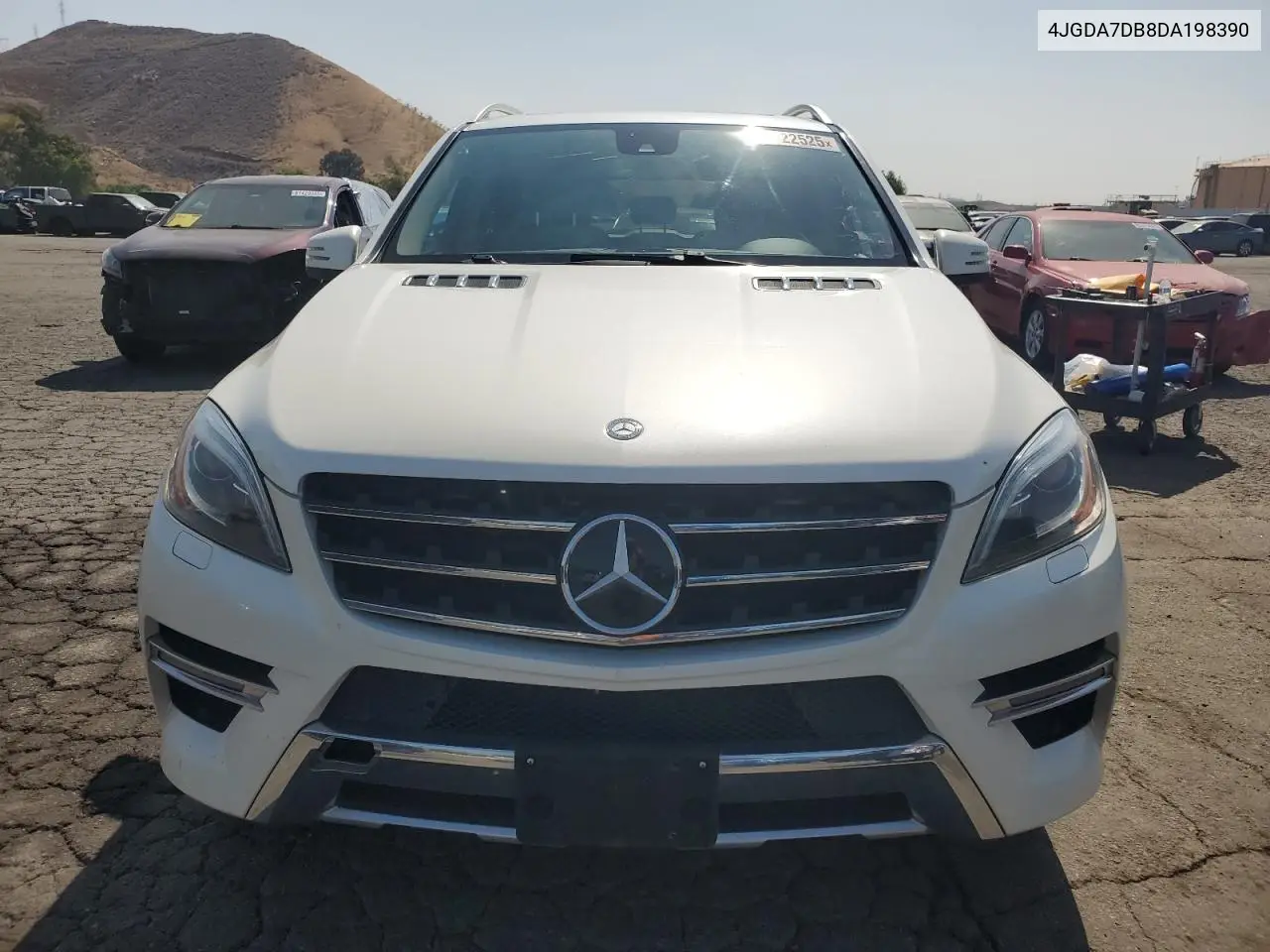 2013 Mercedes-Benz Ml 550 4Matic VIN: 4JGDA7DB8DA198390 Lot: 62422525