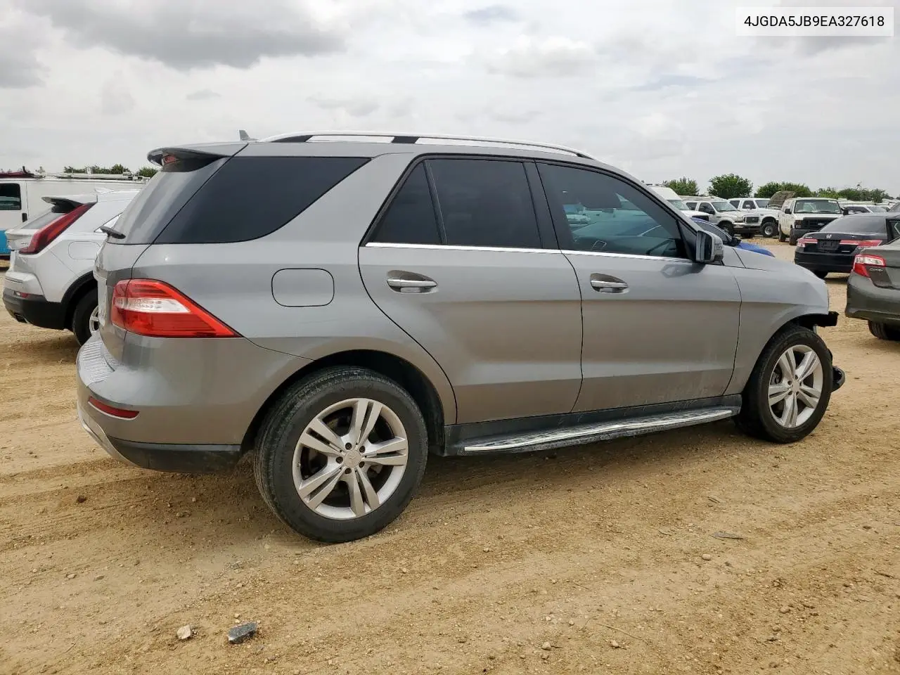 2014 Mercedes-Benz Ml 350 VIN: 4JGDA5JB9EA327618 Lot: 63082525