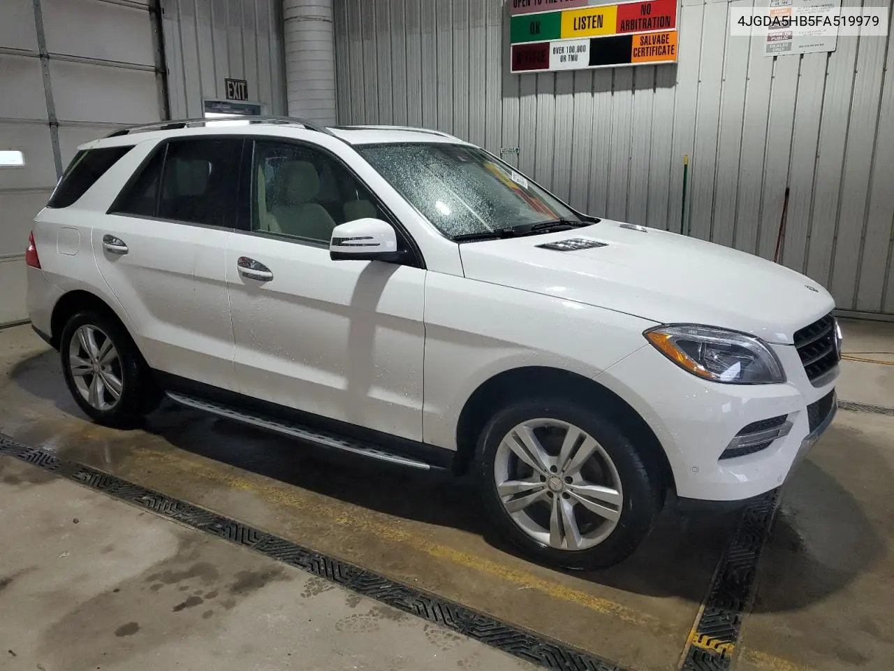 2015 Mercedes-Benz Ml 350 4Matic VIN: 4JGDA5HB5FA519979 Lot: 56627385