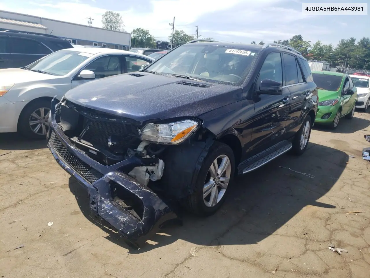 2015 Mercedes-Benz Ml 350 4Matic VIN: 4JGDA5HB6FA443981 Lot: 61742665