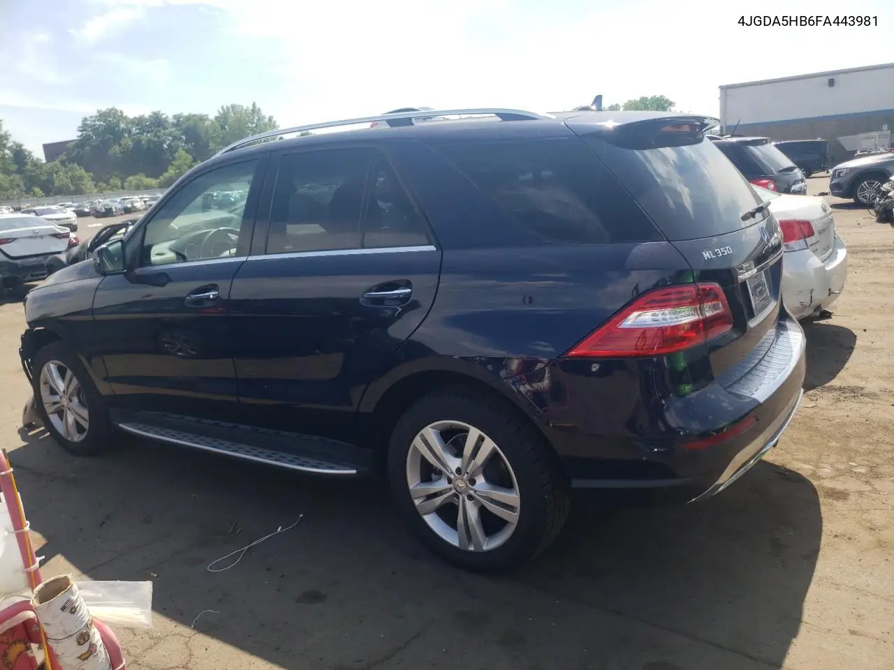 2015 Mercedes-Benz Ml 350 4Matic VIN: 4JGDA5HB6FA443981 Lot: 61742665