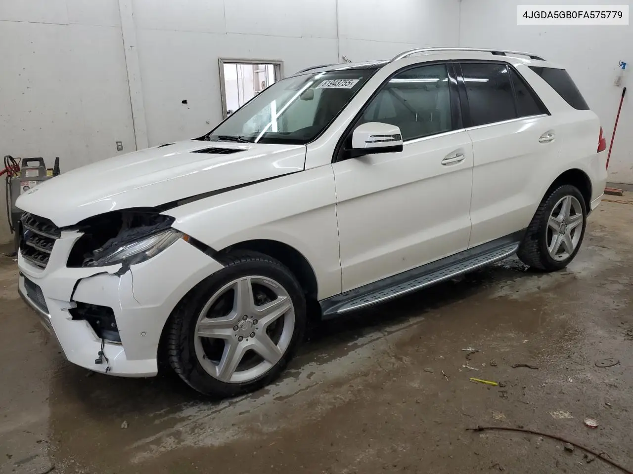 2015 Mercedes-Benz Ml 400 4Matic VIN: 4JGDA5GB0FA575779 Lot: 61943755