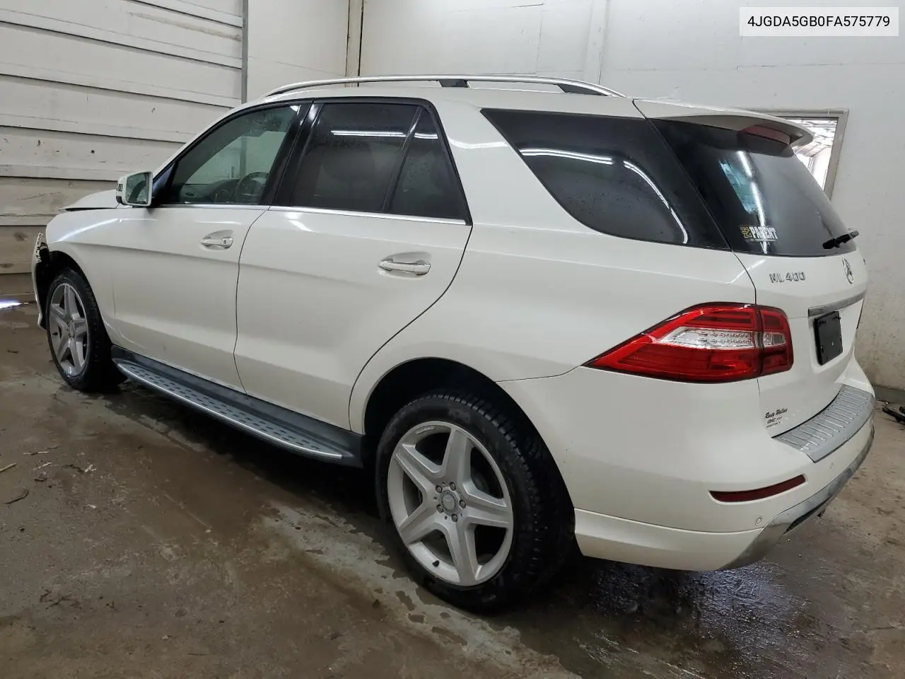 2015 Mercedes-Benz Ml 400 4Matic VIN: 4JGDA5GB0FA575779 Lot: 61943755