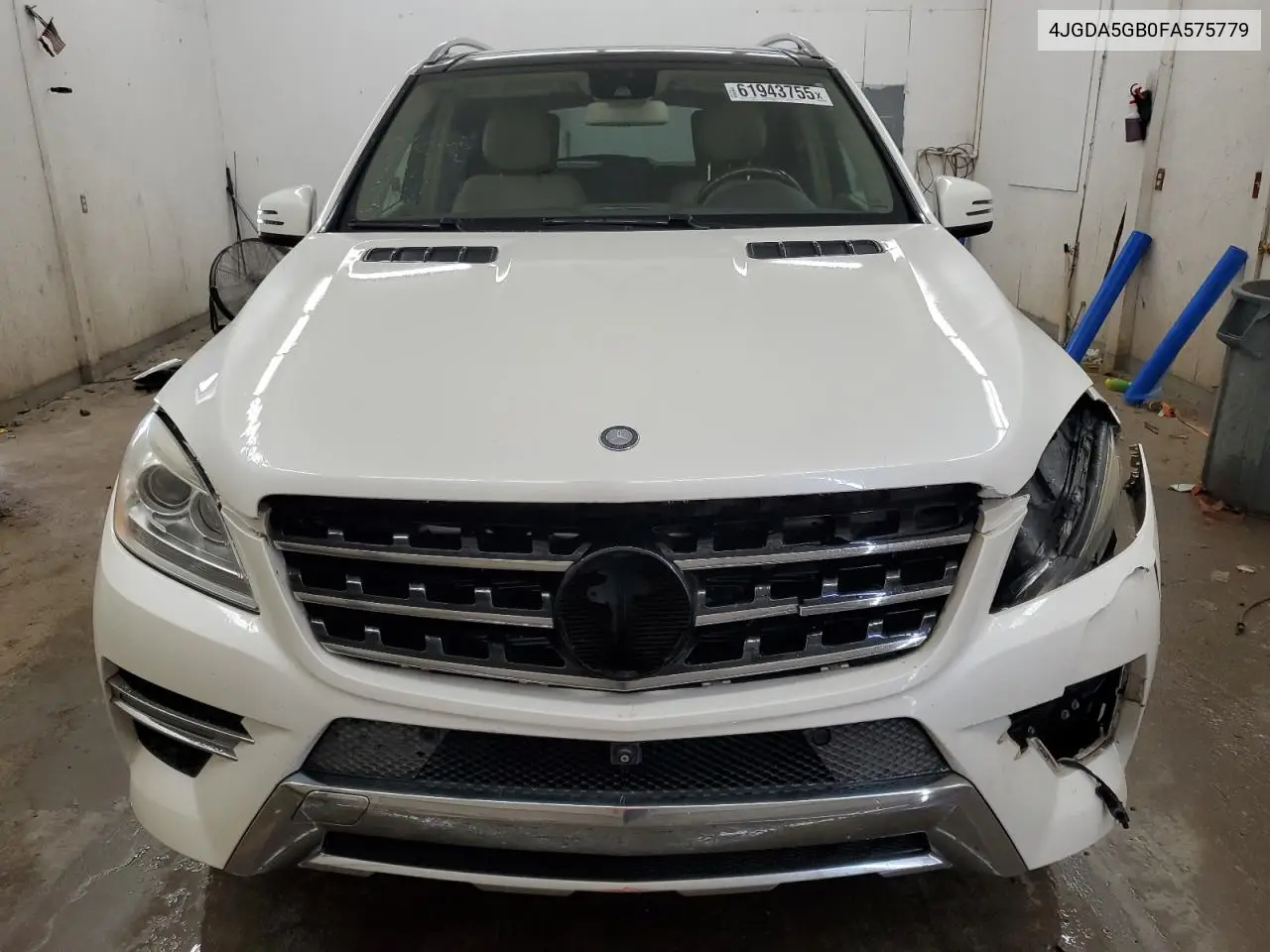 2015 Mercedes-Benz Ml 400 4Matic VIN: 4JGDA5GB0FA575779 Lot: 61943755