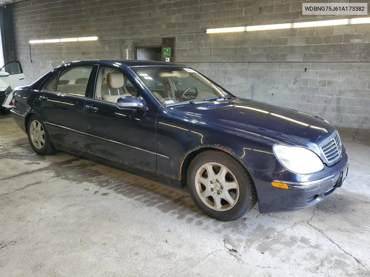 2001 Mercedes-Benz S 500 VIN: WDBNG75J61A173382 Lot: 56143675