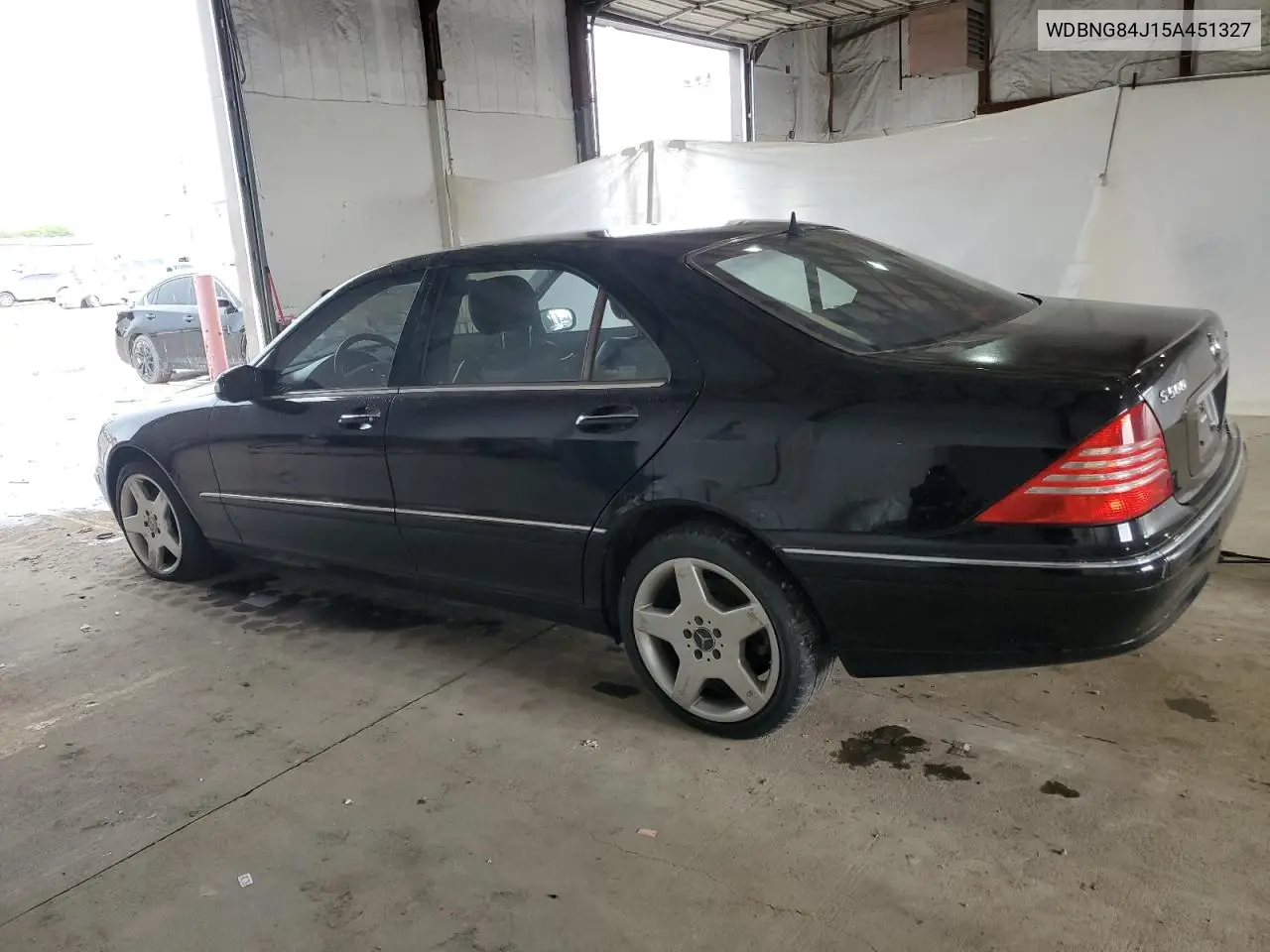 2005 Mercedes-Benz S 500 4Matic VIN: WDBNG84J15A451327 Lot: 55276855