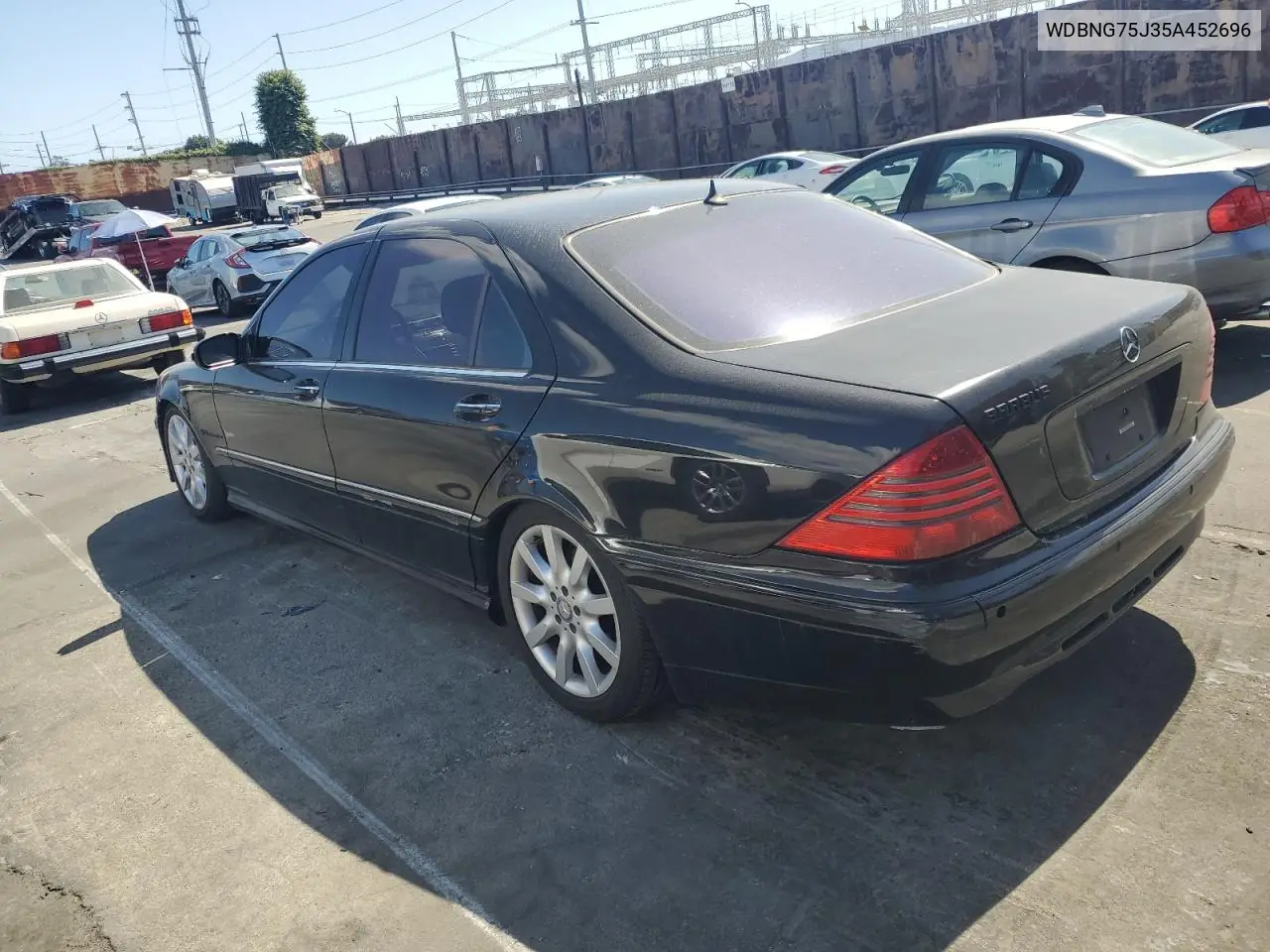 2005 Mercedes-Benz S 500 VIN: WDBNG75J35A452696 Lot: 57109675