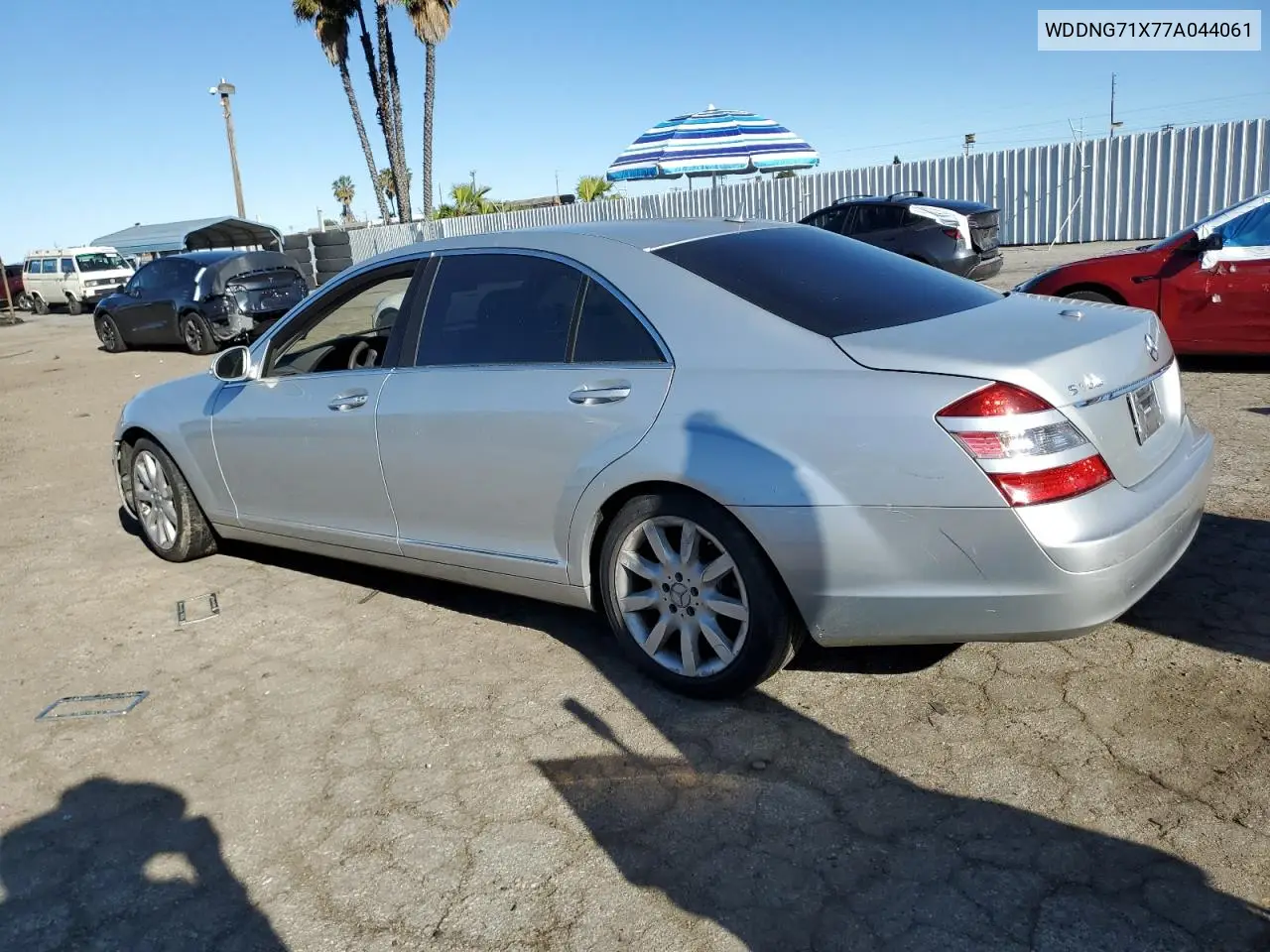 2007 Mercedes-Benz S 550 VIN: WDDNG71X77A044061 Lot: 49353515