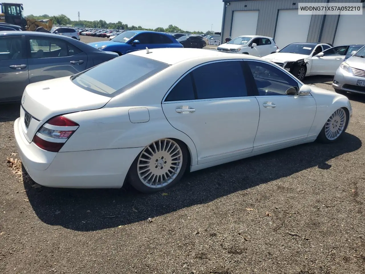 2007 Mercedes-Benz S 550 VIN: WDDNG71X57A052210 Lot: 61724425