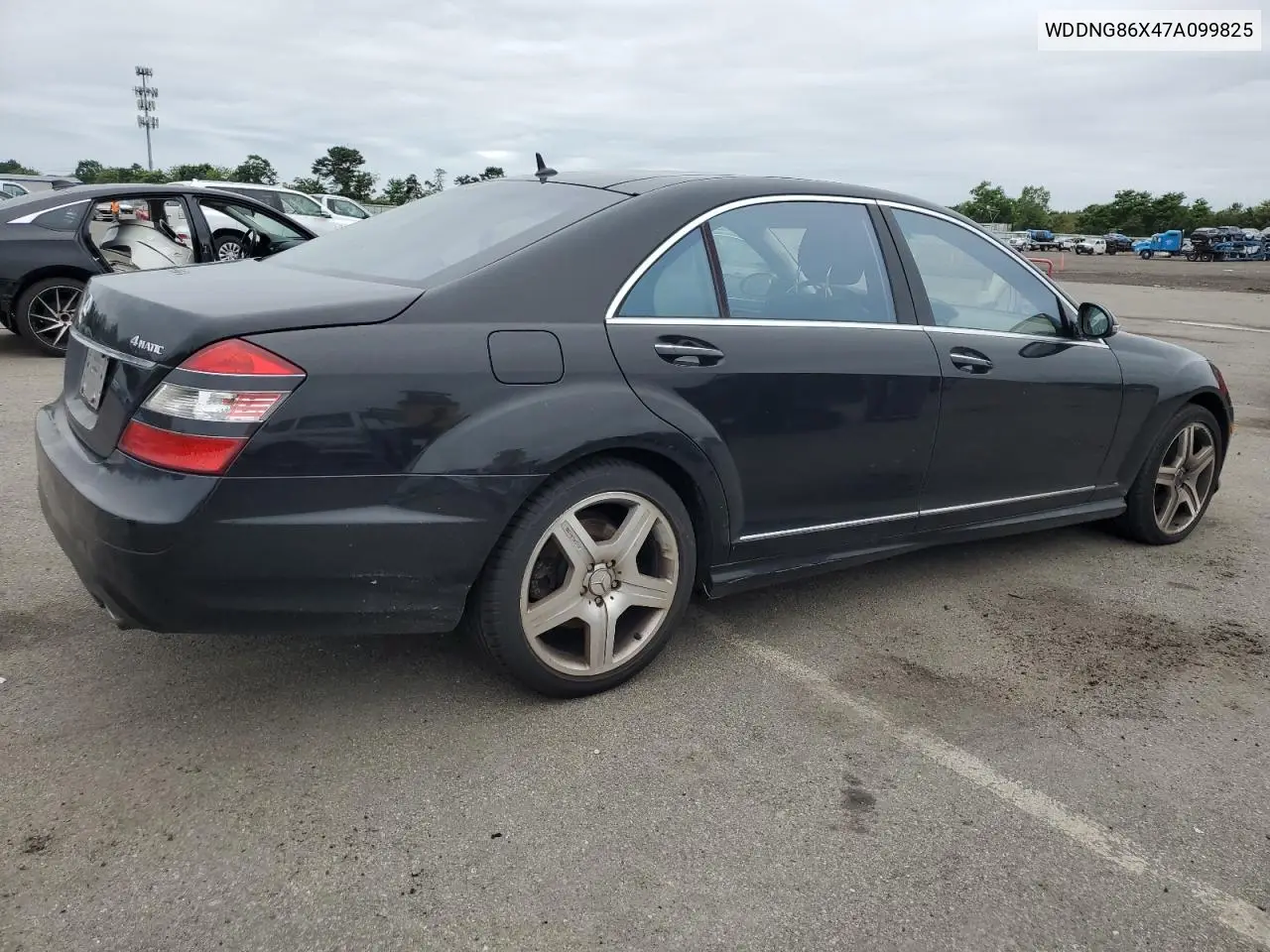 2007 Mercedes-Benz S 550 4Matic VIN: WDDNG86X47A099825 Lot: 61989115