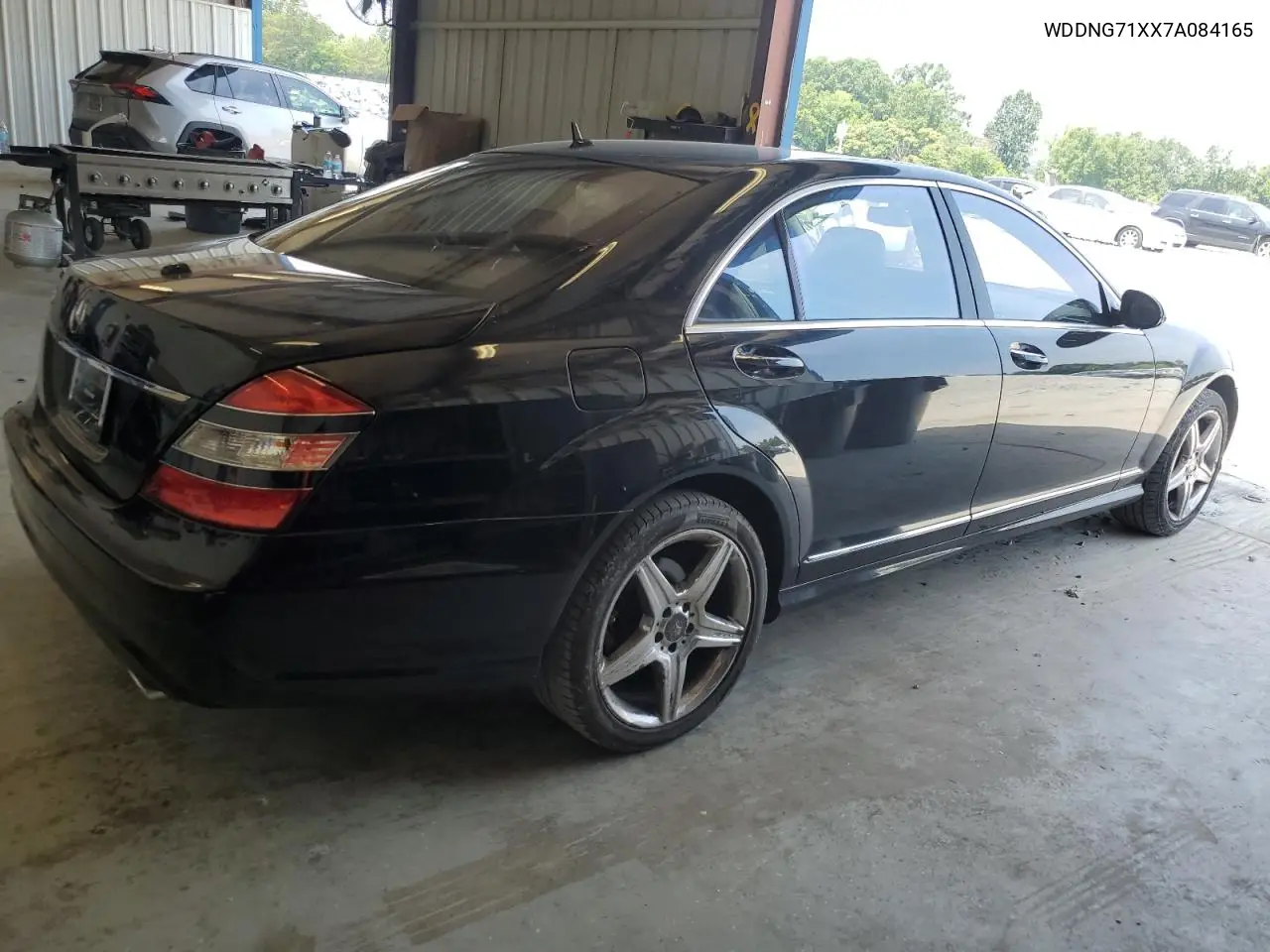 2007 Mercedes-Benz S 550 VIN: WDDNG71XX7A084165 Lot: 62303985