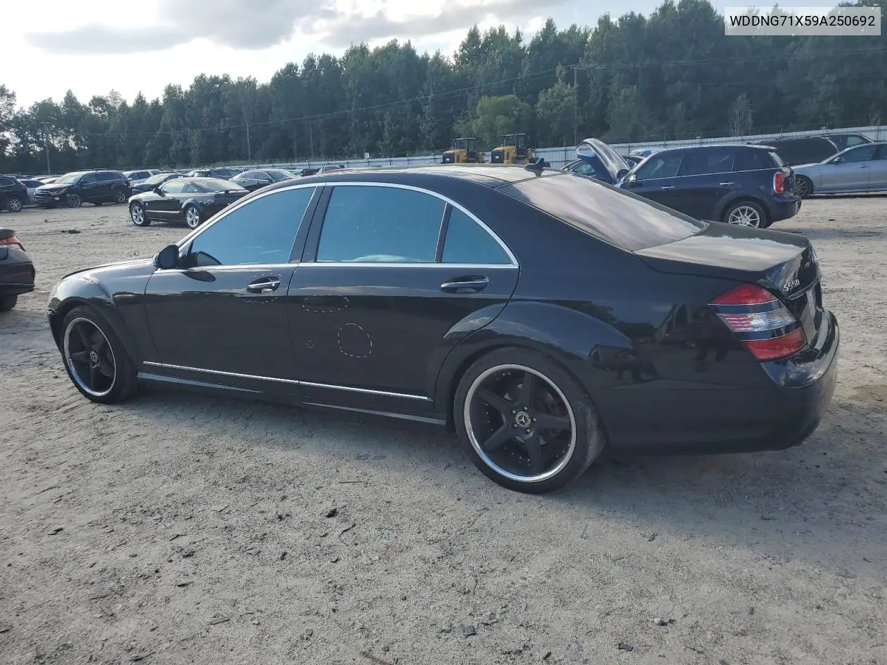 2009 Mercedes-Benz S 550 VIN: WDDNG71X59A250692 Lot: 64853285