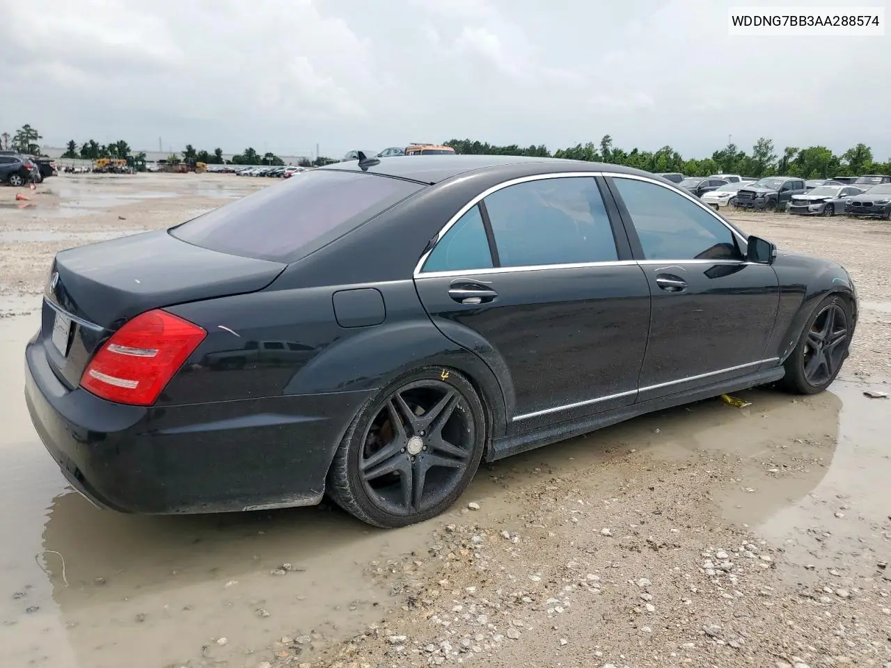 2010 Mercedes-Benz S 550 VIN: WDDNG7BB3AA288574 Lot: 62564735